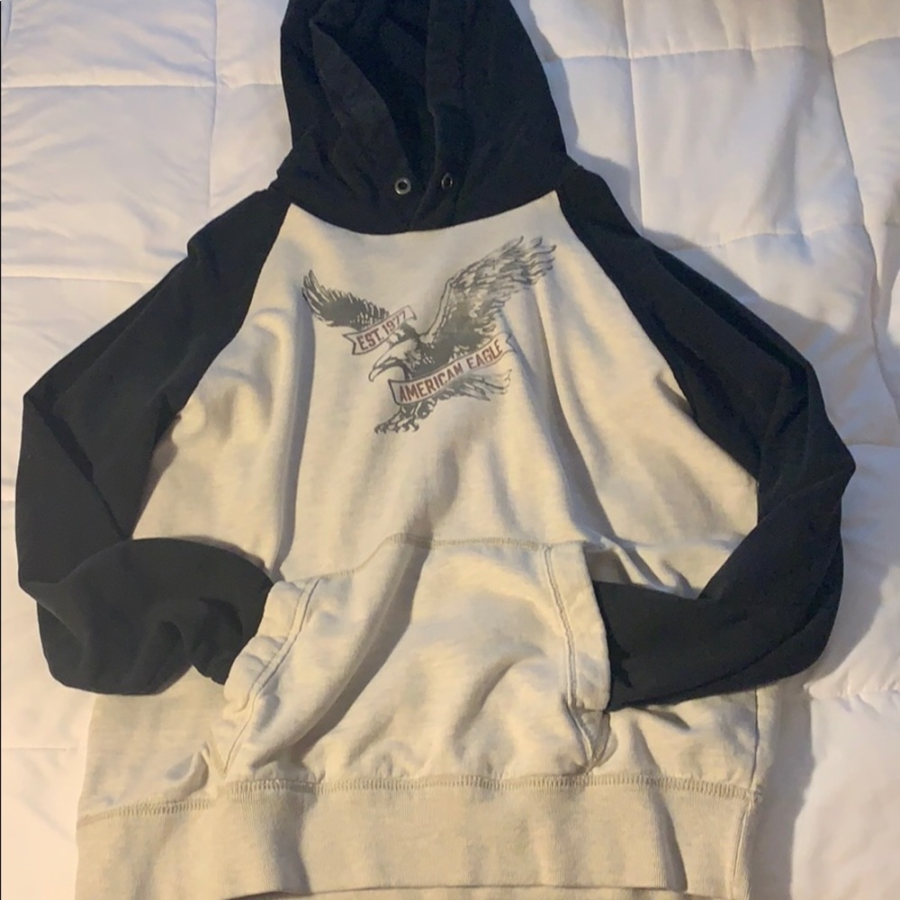 Sweatshirt, hoodie.